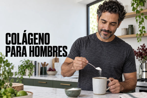 Colágeno para hombres: preparación de una bebida con una porción de polvo.